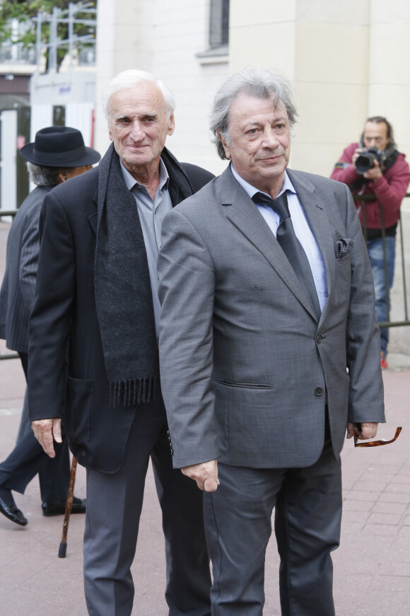 Régis Talar et Hervé Vilard aux obsèques de Patachou en l'église Saint-Justin à Levallois-Perret, le 7 mai 2015.