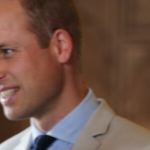 Le prince William, duc de Cambridge, et Catherine (Kate) Middleton, duchesse de Cambridge visitent la Mosquée Badshahi à Lahore au Pakistan , le 17 octobre 2019.