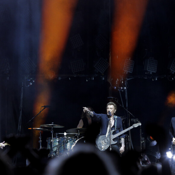 Exclusif - Robin Le Mesurier et Greg Zlap (Szlapczynski) - Johnny Hallyday en concert au Vélodrome à Arcachon, où 8500 personnes sont venues l'acclamer. Le 19 juillet 2016 © Patrick Bernard-Thibaud Moritz / Bestimage