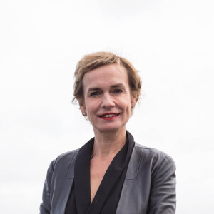 Sandrine Bonnaire, présidente du jury - Photocall du jury du 30ème Festival du Film de Dinard. Le 26 septembre 2019. © Jérémy Melloul / Bestimage