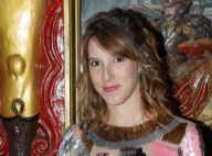 Léa François enceinte : Baby bump en avant, elle ose une robe moulante