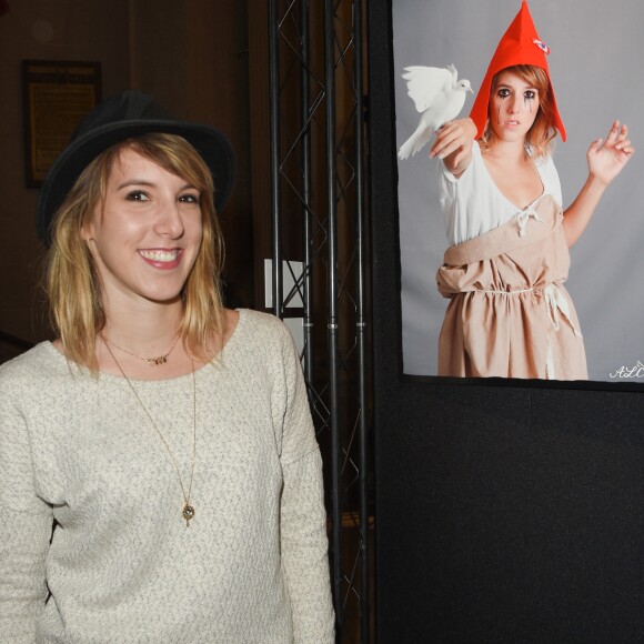 Exclusif - Lea François. Vernissage de l'exposition photographique de l'Association "Aux Larmes Citoyennes" réalisée par le photographe Alain Guizard. Levallois, Péristyle de l'Hôtel de Ville, le 16 Mars 2018. © Bestimage/Guirec Coadic