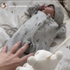 Jessica Thivenin et Thibault Garcia font visiter la chambre de leur fils Maylone, le 23 octobre 2019.
