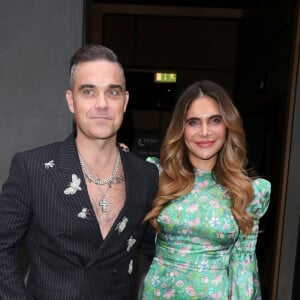 Robbie Williams et sa femme Ayda Field arrivent à la soirée "ITV Summer Party" à l'hôtel Nobu à Londres, le 17 juillet 2019.