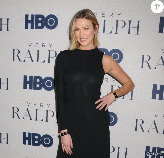 Karlie Kloss assiste à la projection du documentaire "Very Ralph" au Metropolitan Museum of Art. New York, le 23 octobre 2019.