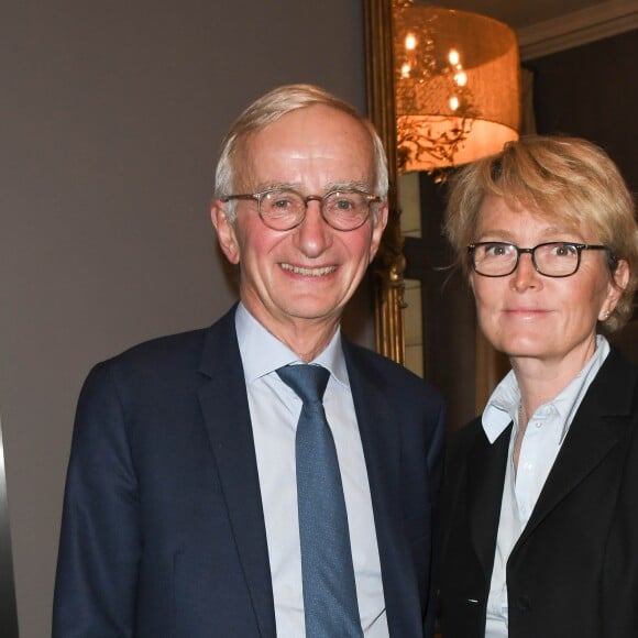 Denis Duverne et Claude Chirac lors de la première édition de la remise du prix "Line Renaud - Loulou Gasté", pour la recherche médicale, à la Maison de la Recherche à Paris. Le 25 octobre 2019 © Coadic Guirec / Bestimage