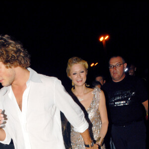 Paris Hilton et Stavros Niarchos au VIP Room de Saint Tropez le 31 juillet 2006.