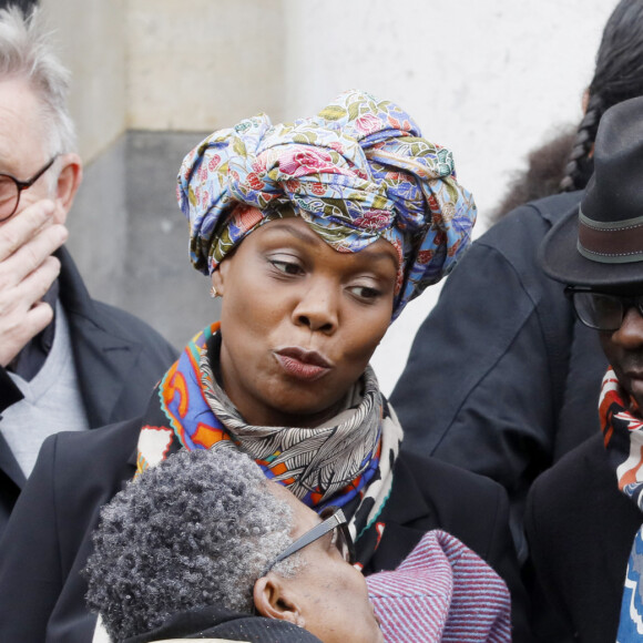 Lilian Thuram et sa compagne Kareen Guiock - Arrivées et sorties des obsèques de Jean-Michel Martial au cimetière du Père Lachaise à Paris. Le 23 octobre 2019.