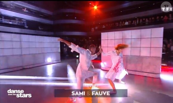 Sami El Gueddari et Fauve Hautot lors du prime de "Danse avec les stars 2019" du 2 novembre, sur TF1