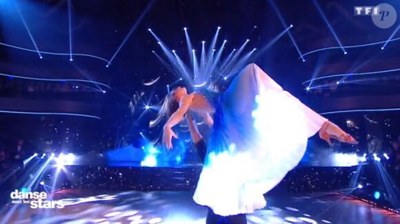 Christophe Licata et Linda Hardy lors du prime de "Danse avec les stars 2019", le 2 novembre, sur TF1
