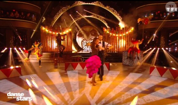 Elsa Esnoult et Anthony Colette sur un flammenco dans "Danse avec les stars 2019", sur TF1, le 2 novembre