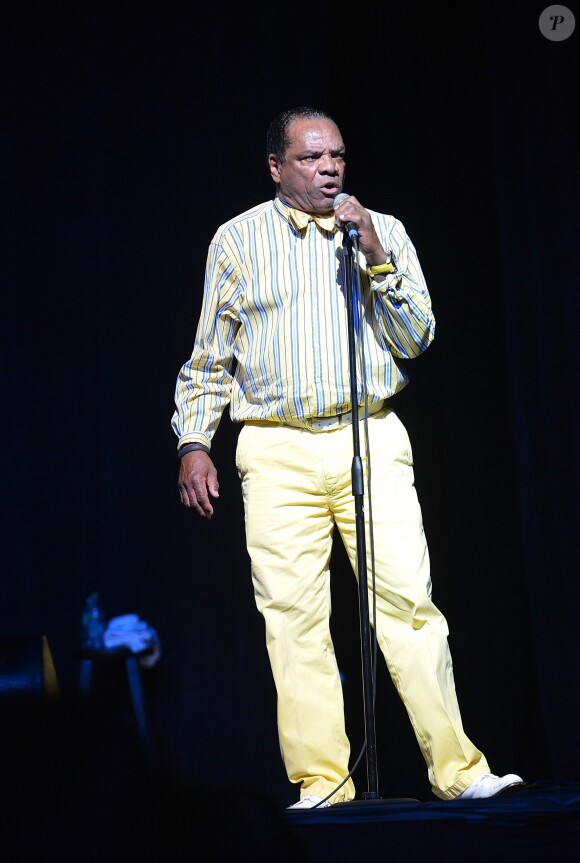 John Witherspoon, connu notamment pour son rôle de 'Pops' dans la sitcom Les Frères Wayans, est mort à 77 ans le 31 octobre 2019.
