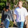Exclusif - Miley Cyrus et son compagnon Cody Simpson sont allés déjeuner en amoureux au restaurant Granville dans le quartier de West Hollywood à Los Angeles, le 28 octobre 2019
