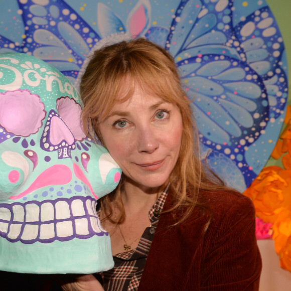 Julie Depardieu à la soirée "Dia De Muertos" organisée par la marque Téquila Patron dans le but de faire découvrir le rituel de Dia de Muertos (le jour de smorts), célébration mexicaine inscrite au patrimoine culturel immatériel de l'humanité de l'UNESCO. Pour l'occasion, la marque Tequila Patron a reçu ses convives au Club de la Nature et de la Chasse, transformé pour l'occasion en véritable hacienda mexicaine, un univers folklorique et coloré. Paris. le 1er novembre 2019. © Ramsamy Veeren/Bestimage
