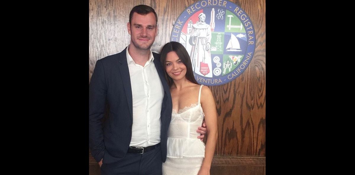 Cooper Fils D Hugh Hefner Se Marie Avec Scarlett Une Actrice D