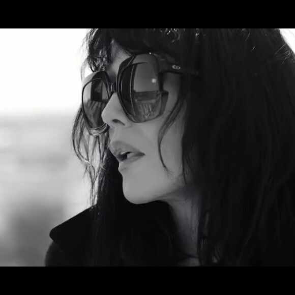 The Penelopes et Isabelle Adjani - Meet Me By The Gates