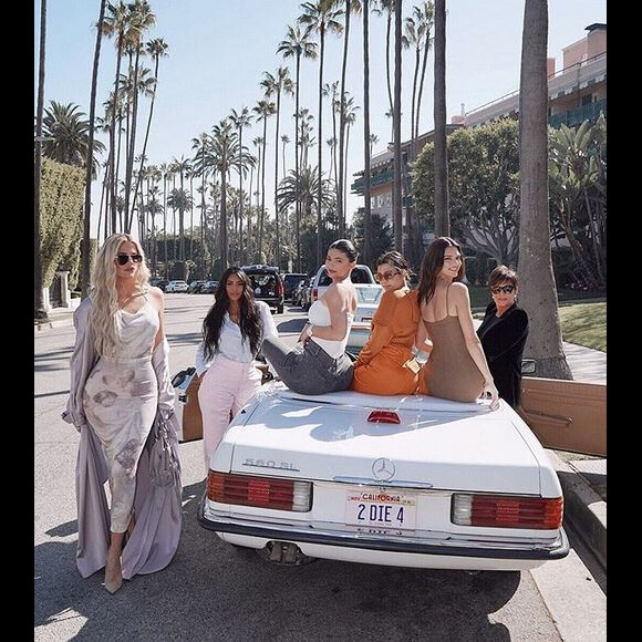 Kris Jenner fête son anniversaire (64 ans) avec ses filles Khloé, Kim, Kylie, Kourtney et Kendall. Novembre 2019.