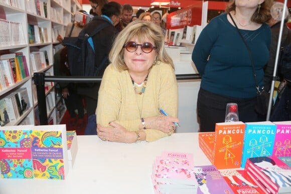Katherine Pancol lors de la 37ème édition du Salon du livre au parc des expositions, à la porte de Versailles, à Paris, France, le 26 mars 2017. © CVS/Bestimage