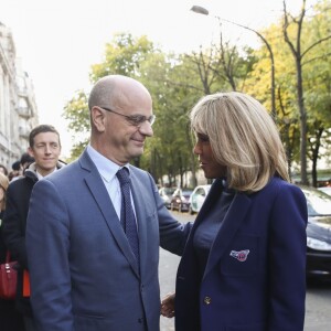 Adrien Taquet secrétaire d'État auprès de la ministre des Solidarités et de la santé, Brigitte Macron, Jean-Michel Blanquer, ministre de l'Éducation nationale et de la Jeunesse - Brigitte Macron se rend au collège Chaptal pour la 5ème Journée nationale de lutte contre le harcèlement à l'école à Paris VIII, le 7 novembre 2019. En présence de d'A.Taquet secrétaire d'État auprès de la ministre des Solidarités et de la santé, J.M.Blanquer, ministre de l'Éducation nationale et de la Jeunesse et J.d'Hauteserre, maire du 8ème Arrondissement de Paris. © Gwendoline Le Goff/Panoramic/ Bestimage