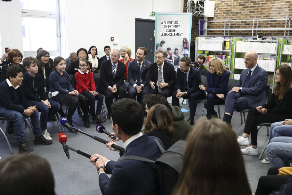 Adrien Taquet secrétaire d'État auprès de la ministre des Solidarités et de la santé, Brigitte Macron,, Jean-Michel Blanquer, ministre de l'Éducation nationale et de la Jeunesse - Brigitte Macron se rend au collège Chaptal pour la 5ème Journée nationale de lutte contre le harcèlement à l'école à Paris VIII, le 7 novembre 2019. En présence de d'A.Taquet secrétaire d'État auprès de la ministre des Solidarités et de la santé, J.M.Blanquer, ministre de l'Éducation nationale et de la Jeunesse et J.d'Hauteserre, maire du 8ème Arrondissement de Paris. © Gwendoline Le Goff/Panoramic/ Bestimage
