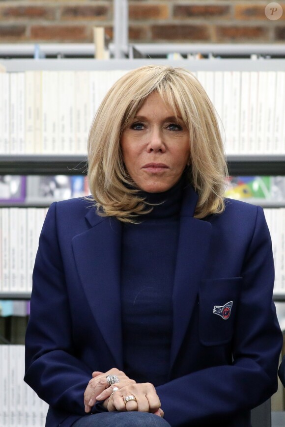 Brigitte Macron se rend au collège Chaptal pour la 5ème Journée nationale de lutte contre le harcèlement à l'école à Paris VIII, le 7 novembre 2019. En présence de d'A.Taquet secrétaire d'État auprès de la ministre des Solidarités et de la santé, J.M.Blanquer, ministre de l'Éducation nationale et de la Jeunesse et J.d'Hauteserre, maire du 8ème Arrondissement de Paris. © Stephane Lemouton / Bestimage