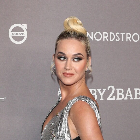 Katy Perry assiste à la soirée de gala The 2019 Baby2Baby à 3Labs, Culver City, Los Angeles, le 9 novembre 2019.