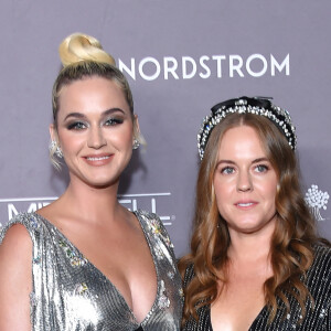 Katy Perry et Angela Hudson assistent au gala 2019 de la fondation Baby2Baby à 3Labs. Culver City, Los Angeles, le 9 novembre 2019.