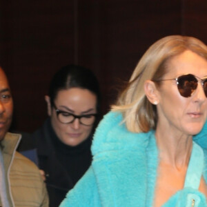 Céline Dion quitte l'hôtel Park Hyatt New York, entièrement habillée en Max Mara. Le 13 novembre 2019.