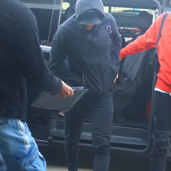 Exclusif - Neymar Jr quitte Barcelone le 11 novembre 2019.