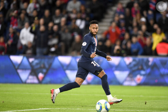 Neymar lors du match PSG - Angers (4-0) au Parc des Princes à Paris, le 5 octobre 2019.