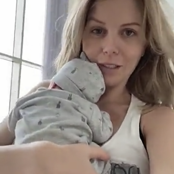 Jessica Thivenin et son fils Maylone, le 23 octobre 2019.