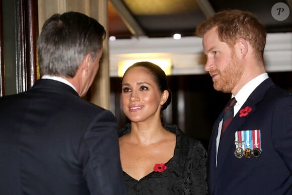 Le prince Harry, duc de Sussex, et Meghan Markle, duchesse de Sussex - La famille royale assiste au Royal British Legion Festival of Remembrance au Royal Albert Hall à Kensington, Londres, le 9 novembre 2019.