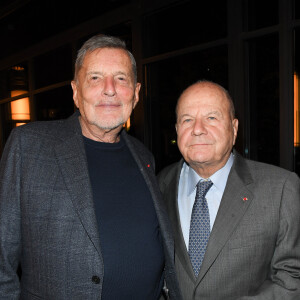 Exclusif - Jean-Claude Camus et Marc Ladreit de Lacharrière au Théâtre Marigny à Paris le 13 novembre 2019 lors de la première de Funny Girl, musical culte de Broadway qui révéla Barbra Streisand monté pour la première fois en France. © Guirec Coadic/Bestimage