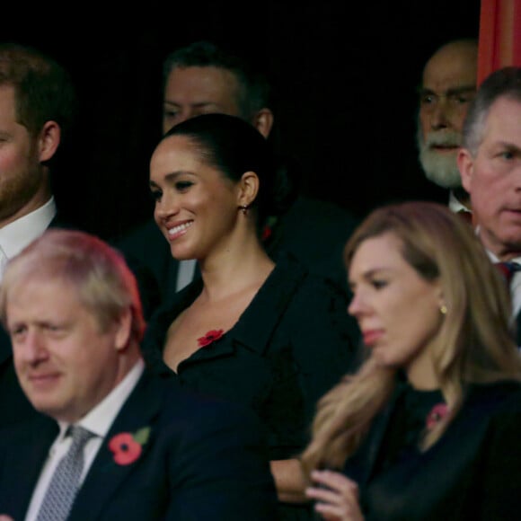 Meghan Markle et le prince Harry - La famille royale assiste au Royal British Legion Festival of Remembrance au Royal Albert Hall à Kensington, Londres, le 9 novembre 2019.