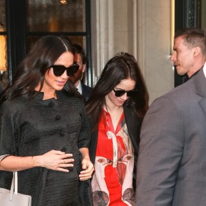 Meghan Markle, duchesse de Sussex, enceinte, est allée déjeuner avec son amie Abigail Spencer au restaurant de l'hôtel Surrey à New York City, New York, Etats-Unis, le 19 février 2019.