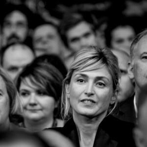 Julie Gayet - Cérémonie de clôture du Festival Lumière 2019 à Lyon le 20 octobre 2019. © Sandrine Thesillat/Panoramic/Bestimage