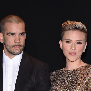 Scarlett Johansson et son ex-mari Romain Dauriac au défilé Tom Ford Automne/Hiver pour femme à Los Angeles, le 20 février 2015