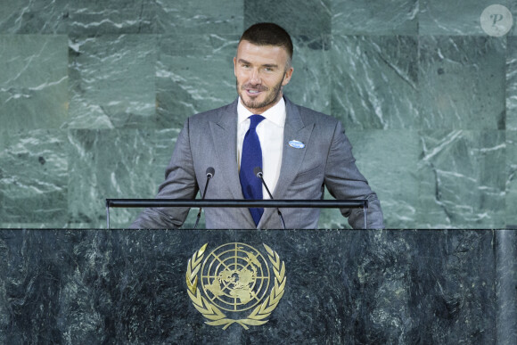 David Beckham fait un discours lors de la réunion sur le 13ème anniversaire de l'adoption de la Convention relative aux droits de l'enfant au siège de l'ONU à New York, le 20 novembre 2019.
