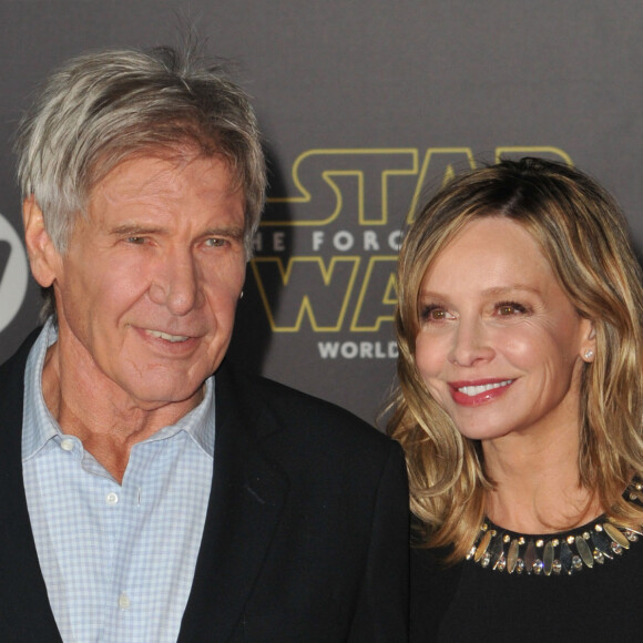 Harrison Ford et sa femme Calista Flockhart à la première de Star Wars : le réveil de la force à Los Angeles le 14 décembre 2015. © CPA / Bestimage