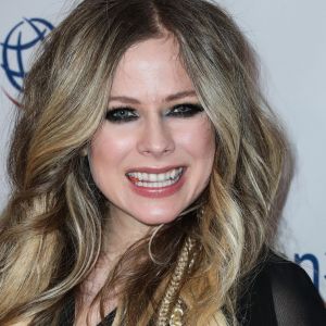 Avril Lavigne - Les célébrités assistent à la soirée "Opération Smile" à Beverly Hills, le 6 novembre 2019.