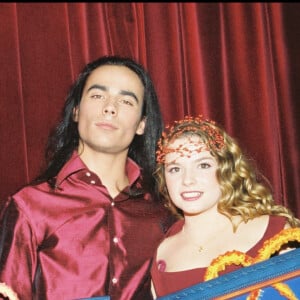 Archives - Damien Sargue et Cécilia Cara à la soirée "Roméo et Juliette" à Paris. Le 16 novembre 2000.