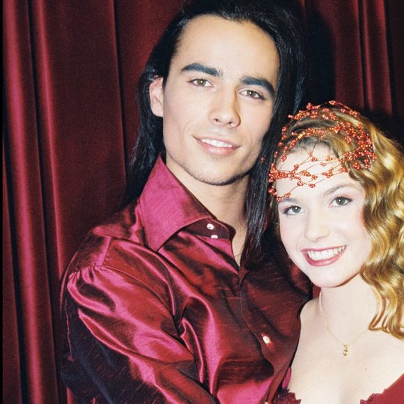 Archives - Damien Sargue et Cécilia Cara à la soirée "Roméo et Juliette" à Paris. Le 16 novembre 2000.