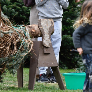 Ben Affleck et son ex Jennifer Garner sont allés assister à la messe dominicale avec leurs enfants Violet, Seraphina et Samuel à Los Angeles. Le 1er décembre 2019.