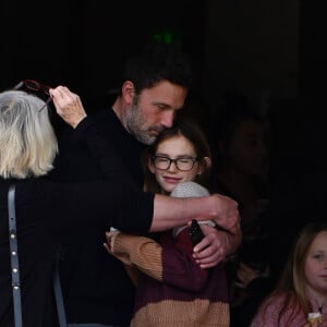 Ben Affleck et son ex Jennifer Garner sont allés assister à la messe dominicale avec leurs enfants Violet, Seraphina et Samuel à Los Angeles. Le 1er décembre 2019.