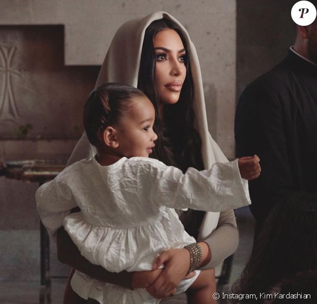Kim Kardashian et ses enfants Chicago, Saint et North en Arménie. Octobre 2019.