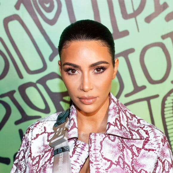 Kim Kardashian assiste au défilé Dior, collection homme automne-hiver 2020, au Musée Rubell. Miami, le 3 décembre 2019.