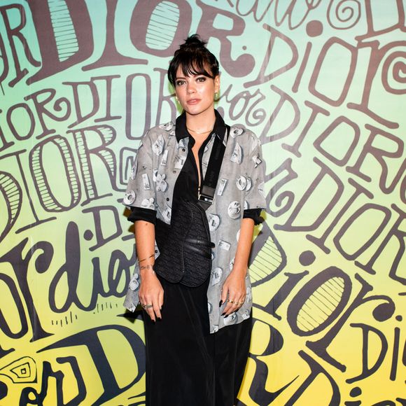 Lily Allen assiste au défilé Dior, collection homme automne-hiver 2020, au Musée Rubell. Miami, le 3 décembre 2019.