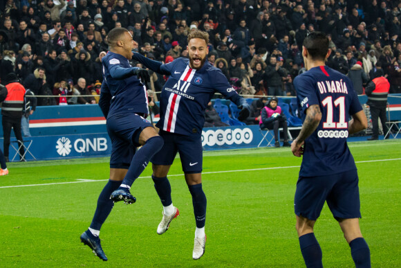 Kylian Mbappé, Neymar et Andel Di María lors du match de Ligue 1 Paris Saint-Gemain - FC Nantes au Parc des Princes. Paris, le 4 décembre 2019.