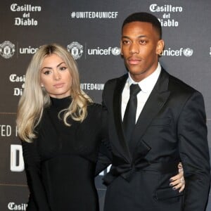 Anthony Martial et sa compagne Mélanie Da Cruz lors du dîner de gala "United For Unicef" à Manchester, le 15 novembre 2017.