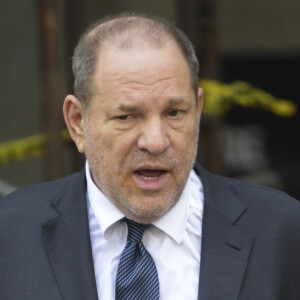 Harvey Weinstein à la sortie du tribunal State Supreme Court de New York où il a présenté sa nouvelle équipe d'avocats en charge d'assurer sa défense notamment D. Rotunno, une puissance avocate de Chicago, le 11 juillet 2019.